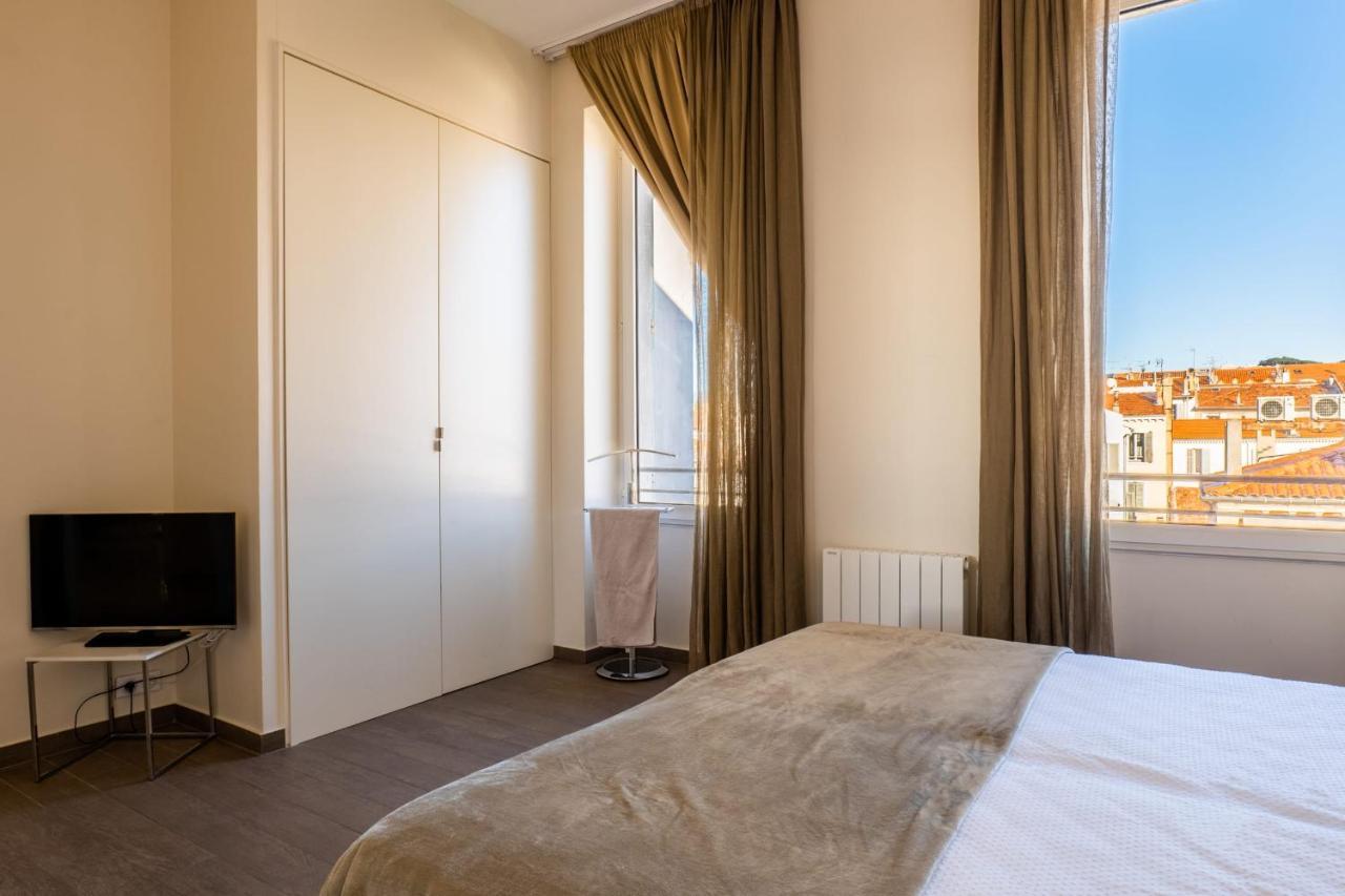 2-br Steps From The Palais Des Festivals Appartamento *